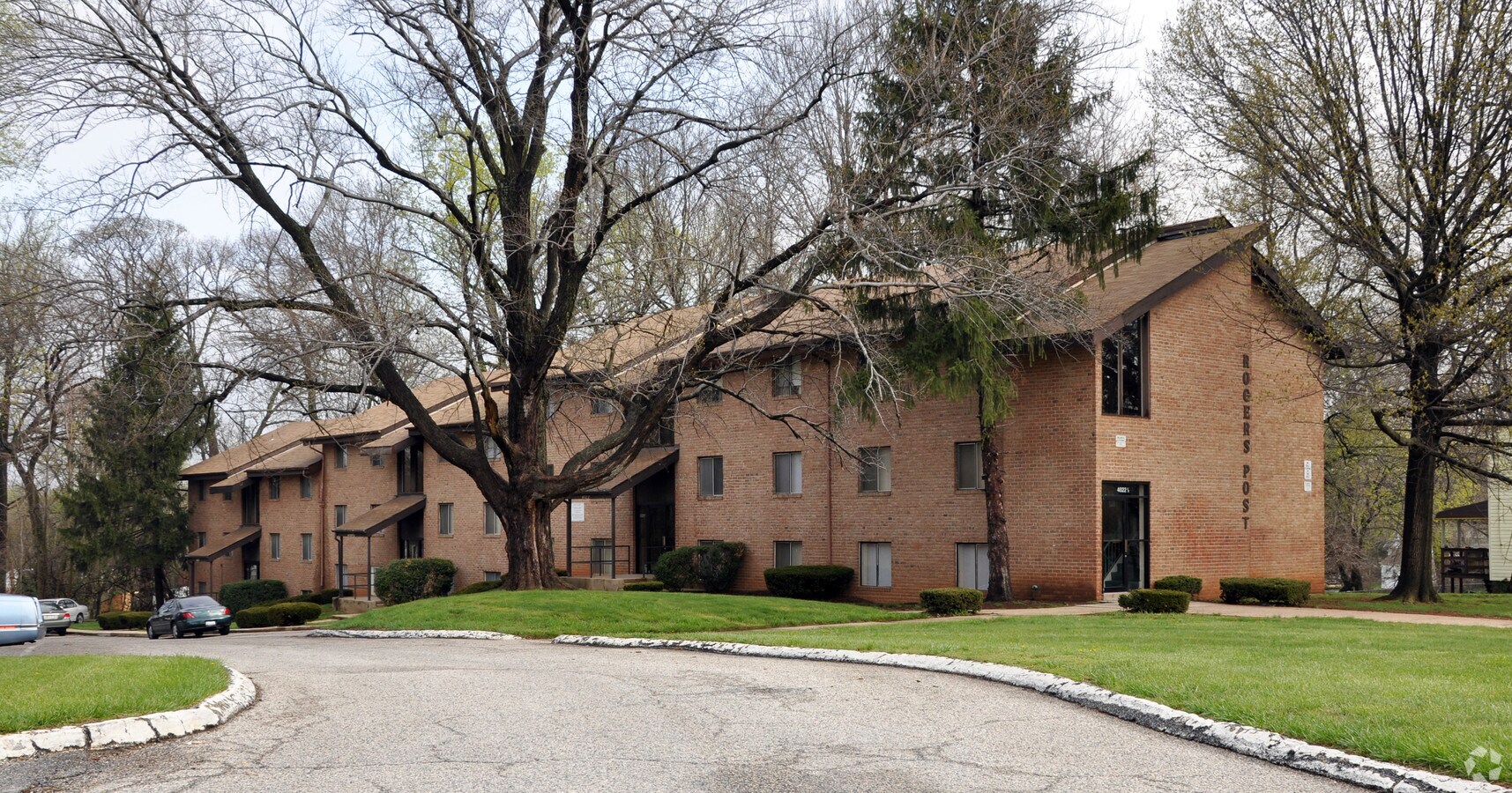 Rogers Post Apartments - Rogers Post Apartments