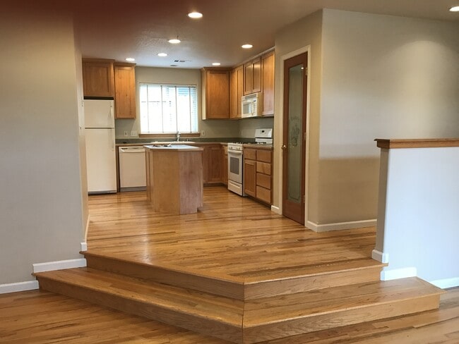 Photo - Three bedroom, Two bath home in Ashland.  | Available Now