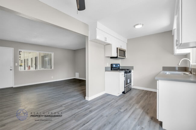 Building Photo - Raymond Court Rental