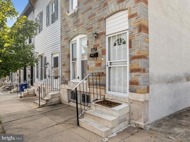 Building Photo - 1713 E Lafayette Ave Rental