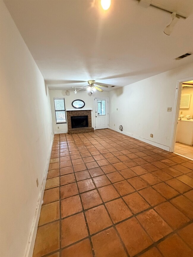 Photo - 216 Dixie Dr Unit F5