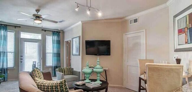 Building Photo - 1 bedroom in Houston TX 77096 Unit 1292 Rental