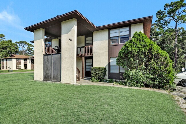 Building Photo - 473 Bentwood Ln Unit A