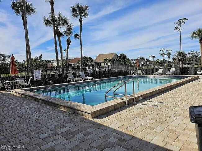 Photo - 6123 Lakefront Dr