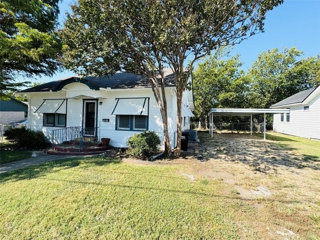 Photo - 311 Gibson St