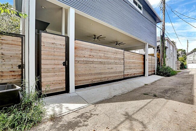 Photo - 1716 Haver St Casa