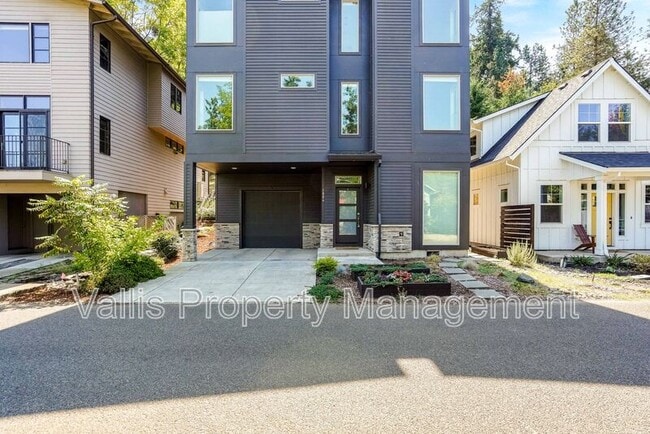 Building Photo - 1884 Cousteau Loop SE Rental