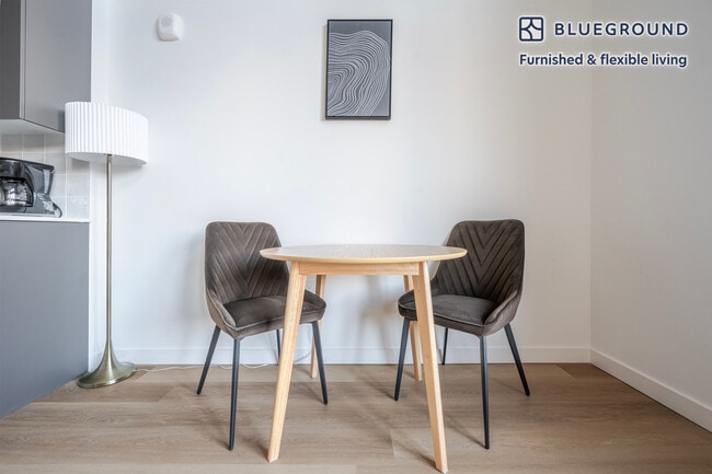 Photo - 2245 NW 56th St Unidad FL2-ID981