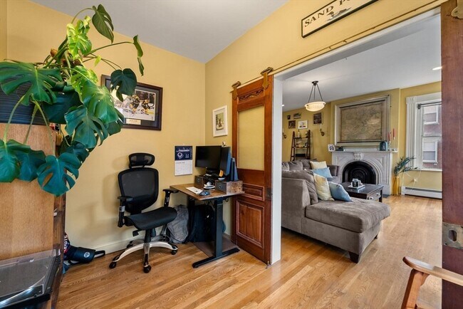 Photo - 468 Shawmut Ave Unit 2