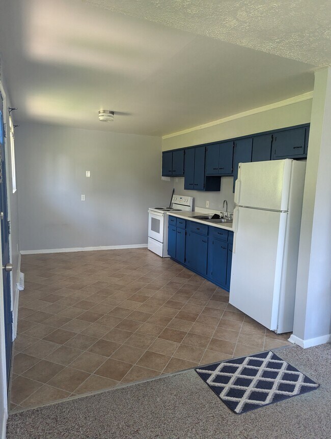 Photo - 14 Viewpoint Dr Unit 14 East Viewpoint drive
