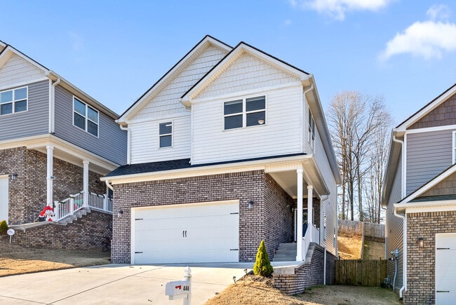 Building Photo - 446 Candytuft Ln