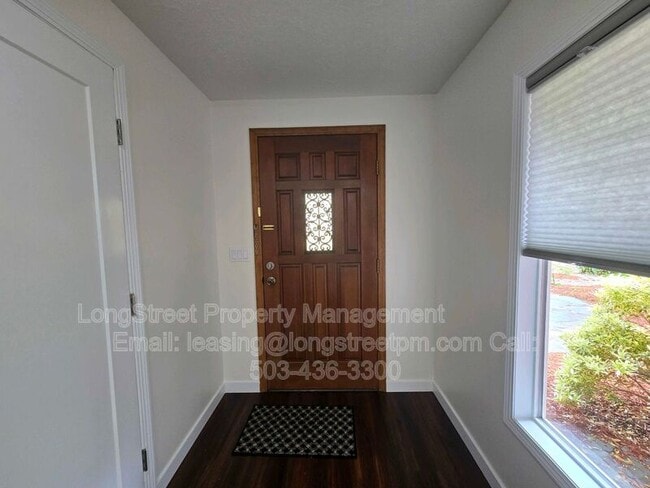 Photo - 2018 Nut Tree Dr NW