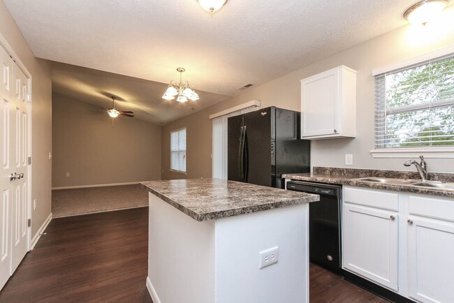 Photo - 4529 Woodland Ct