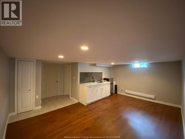 Photo - 9260 Arncliffe Ct