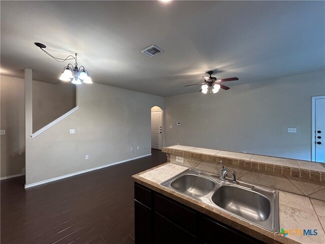 Building Photo - 1137 Brown Rock Dr