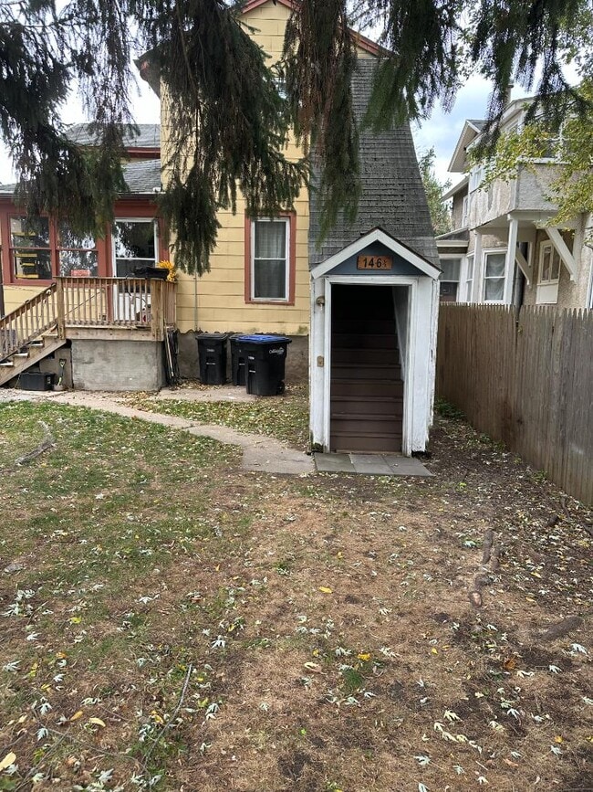 Photo - 146 Chapin St