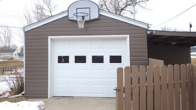 Photo - 9 Montana St