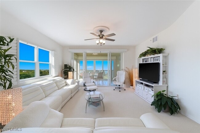 Photo - 14819 Laguna Dr Unidad 501