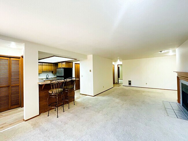 Photo - Kirkland's Eastridge Condo Unidad 202