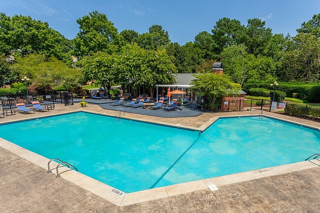 Resort-Style Pool at Autumn Ridge - Autumn Ridge