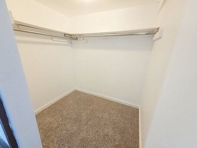 Photo - 614 Douglas Ave Unidad 1