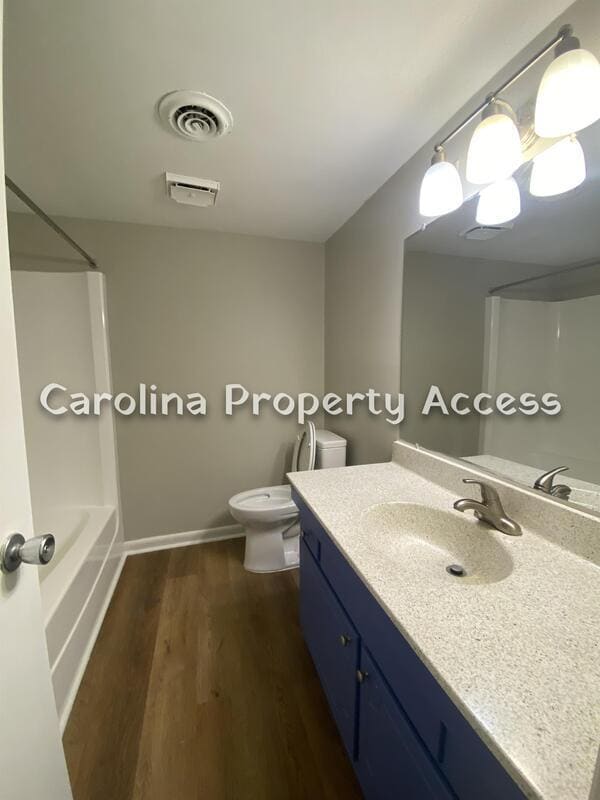 Photo - 500 Umstead Dr Unit 206B