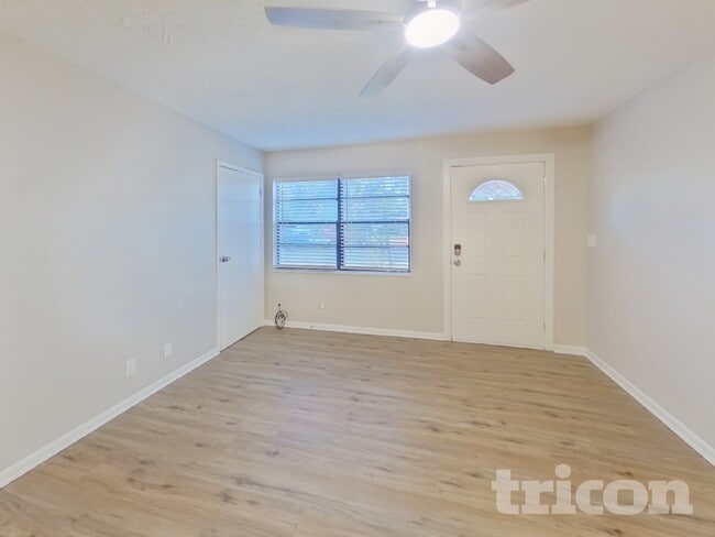 Photo - 2147 66th Ave S