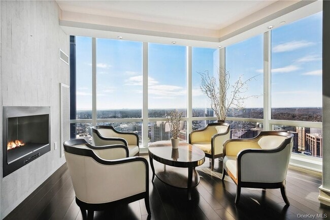 Photo - 5 Renaissance Square Unit PH40C