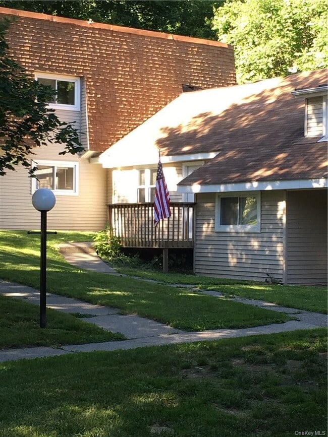 Photo - 2 School St Unit 1D