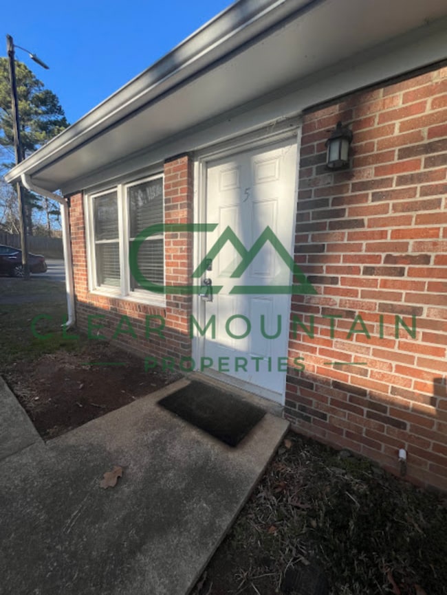 Building Photo - Move-in Special! Limited-Time Leasing Offer!