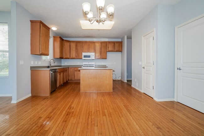 Photo - 5343 Royal Brook Dr