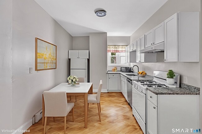 Photo - 82 Water St Unit 2