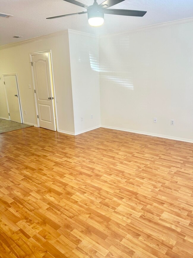 Photo - 1832 Shay-Lin Ct