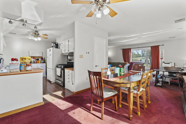 Photo - 9710 Rhode Island Ave