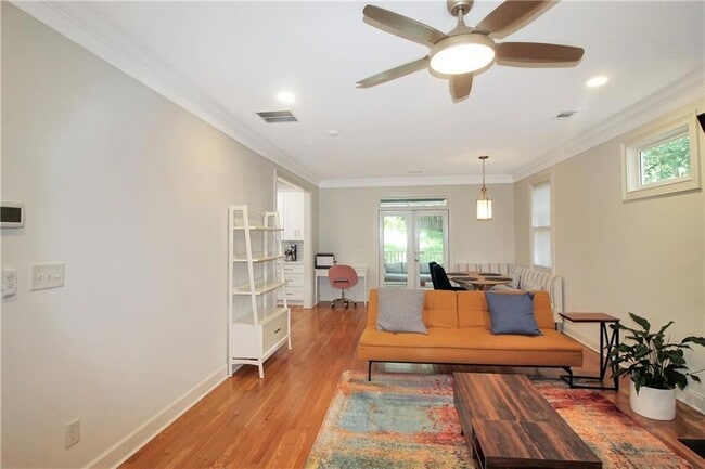 Photo - 2666 W Main St NW