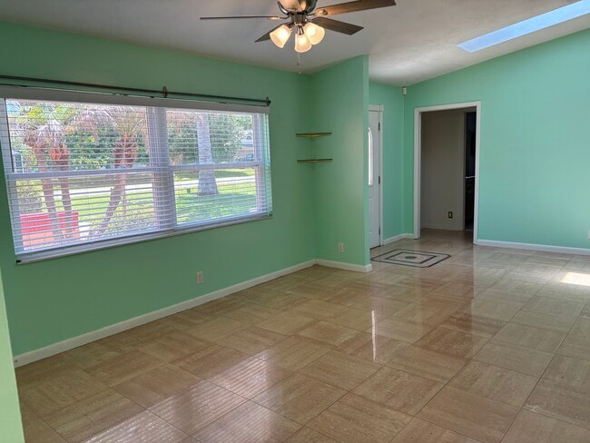 Photo - 2 Windermere Pl