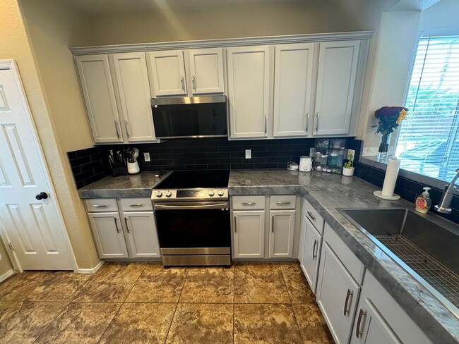 Photo - 3 bedroom - 2 bathroom - 1374 square feet
