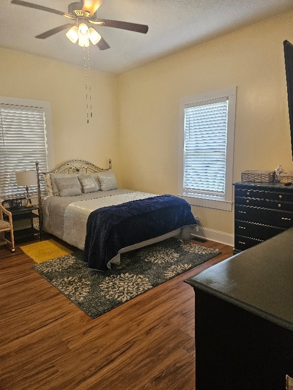 Building Photo - 608 Central Dr NW Rental