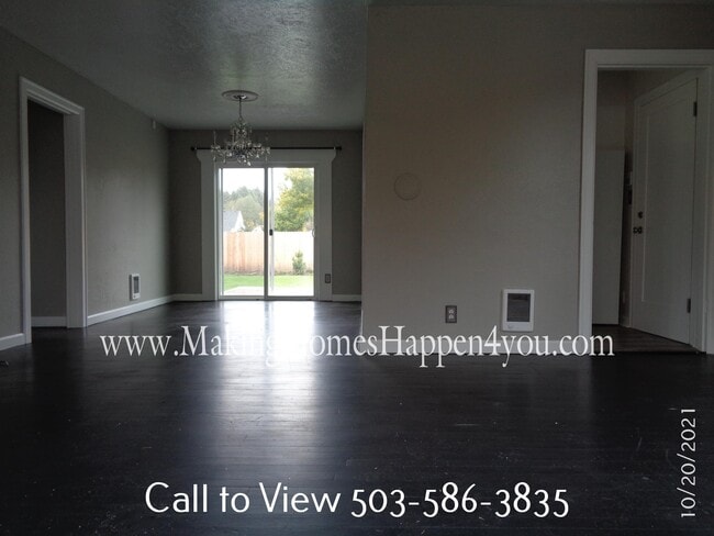 Photo - 1830 24th St NE