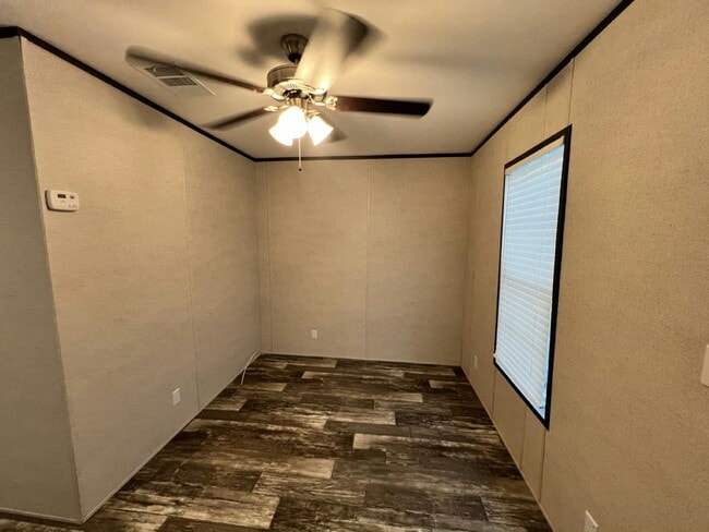 Photo - 126 Southland Ct