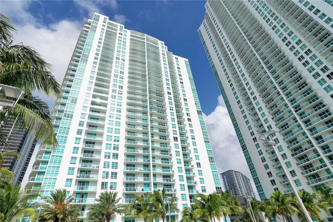 Photo - 951 Brickell Ave Unidad 3107 Rental