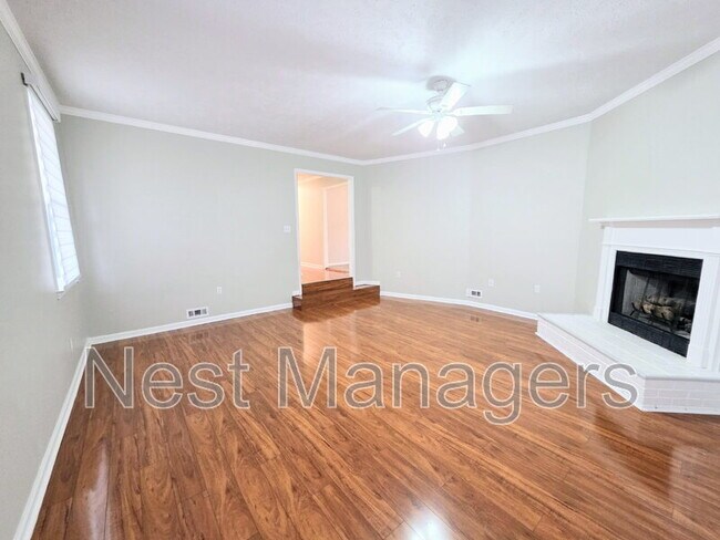 7320 Avila Dr