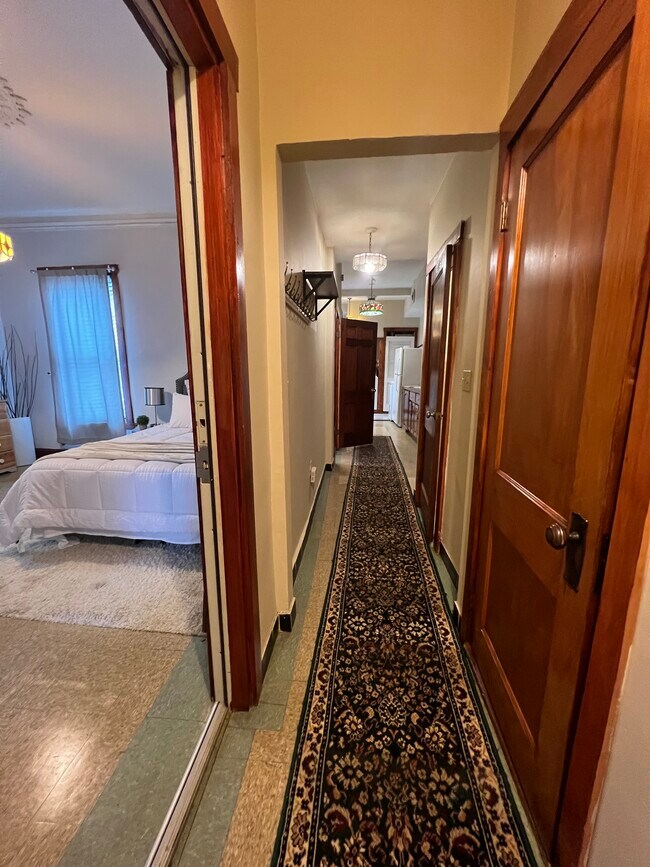 88 Walnut Ave Unit 1
