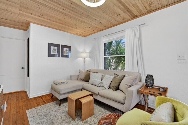 Photo - 2444 34th Ave N