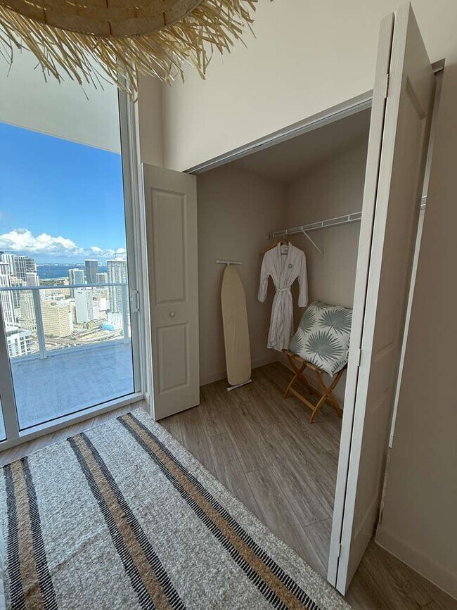 Photo - 521 SW 4th Ave Unidad A10