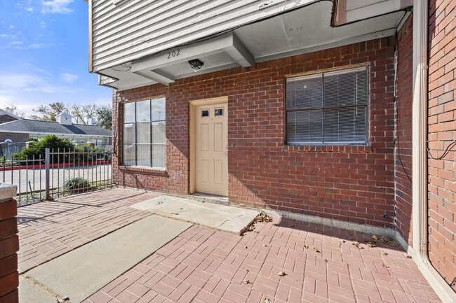 Photo - 1103 Dulles Ave Unit 202