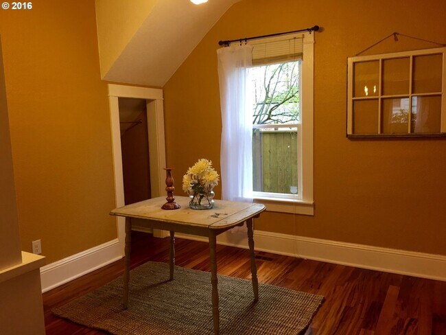 Photo - Beautiful 2 bedroom