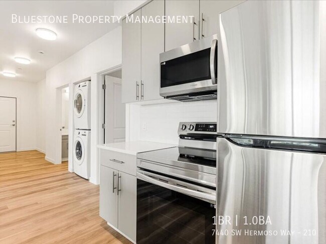 Photo - Experience the comfort and convenience of ... Unidad 210