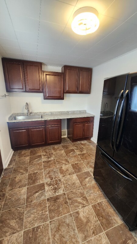 Photo - 707 Elm St Unit Lower