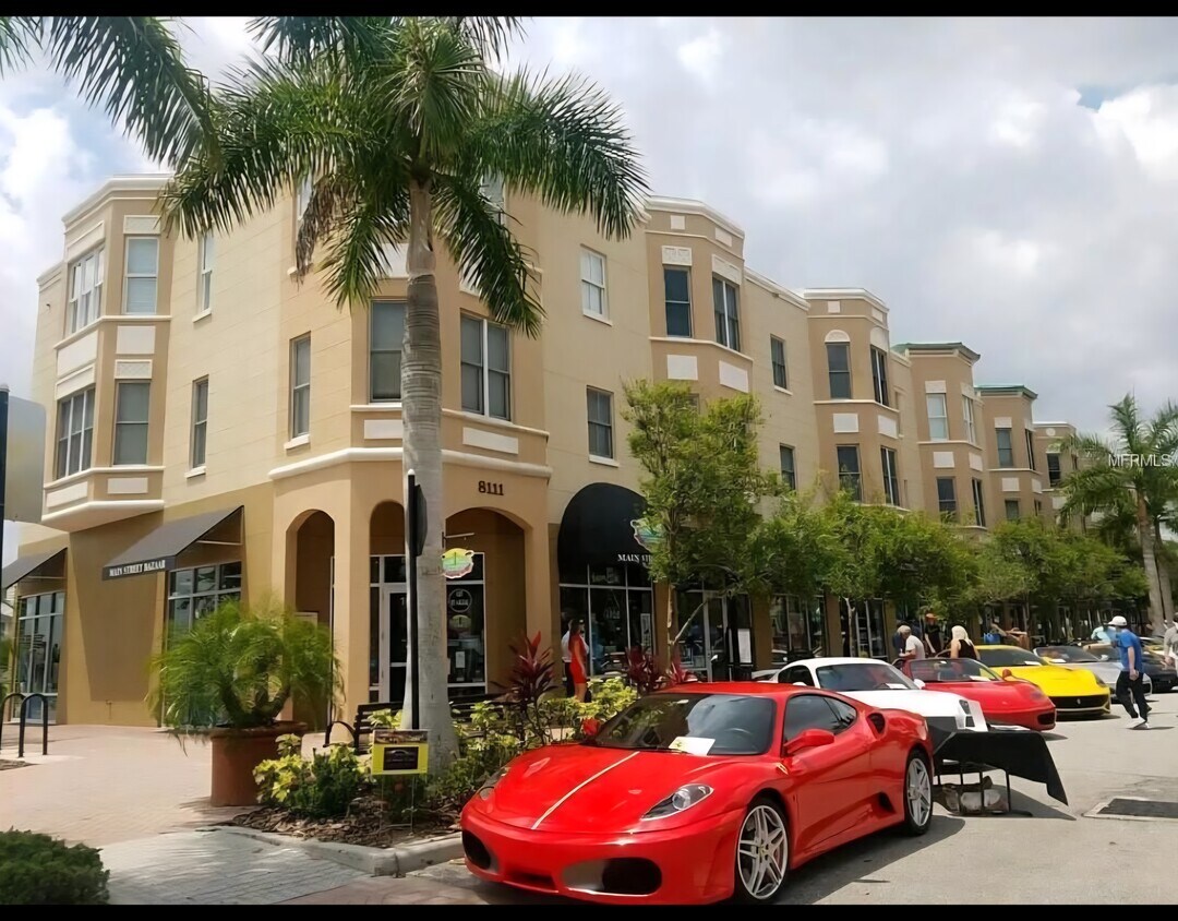 Exterior - 8111 Lakewood Main St (Lakewood Ranch, FL)
